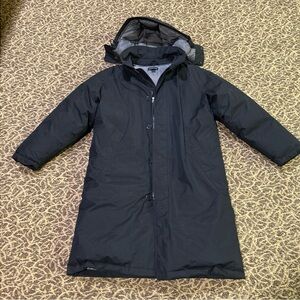 Men’s Size Medium (38-40) Lands End Goose Down Hooded Parka